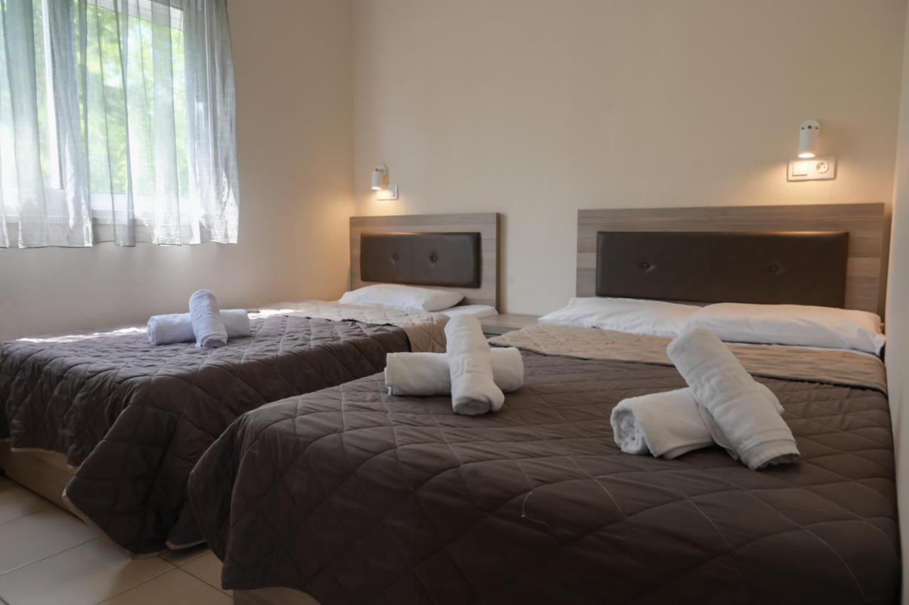 Priona Rooms Paralía Skotínis Kültér fotó