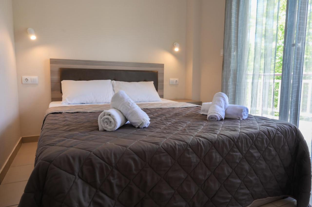 Priona Rooms Paralía Skotínis Kültér fotó